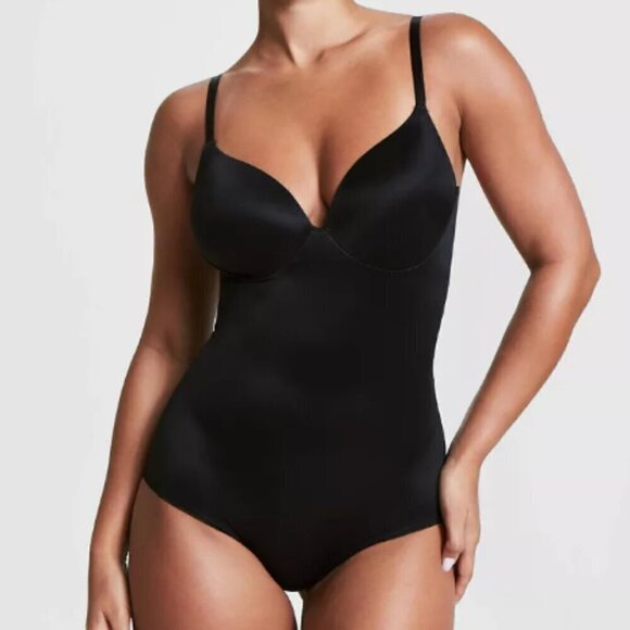 NWT ASSETS by SPANX Flawless Finish Shaping Micro Low Back Cupped Bodysuit - Picture 1 of 5